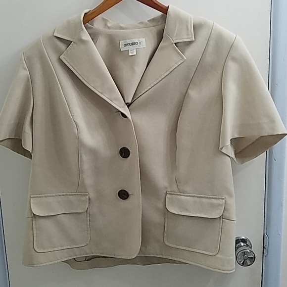 Studio I Jackets & Blazers - Studio I blazer Studio I Jackets & Blazers - Studio I blazer